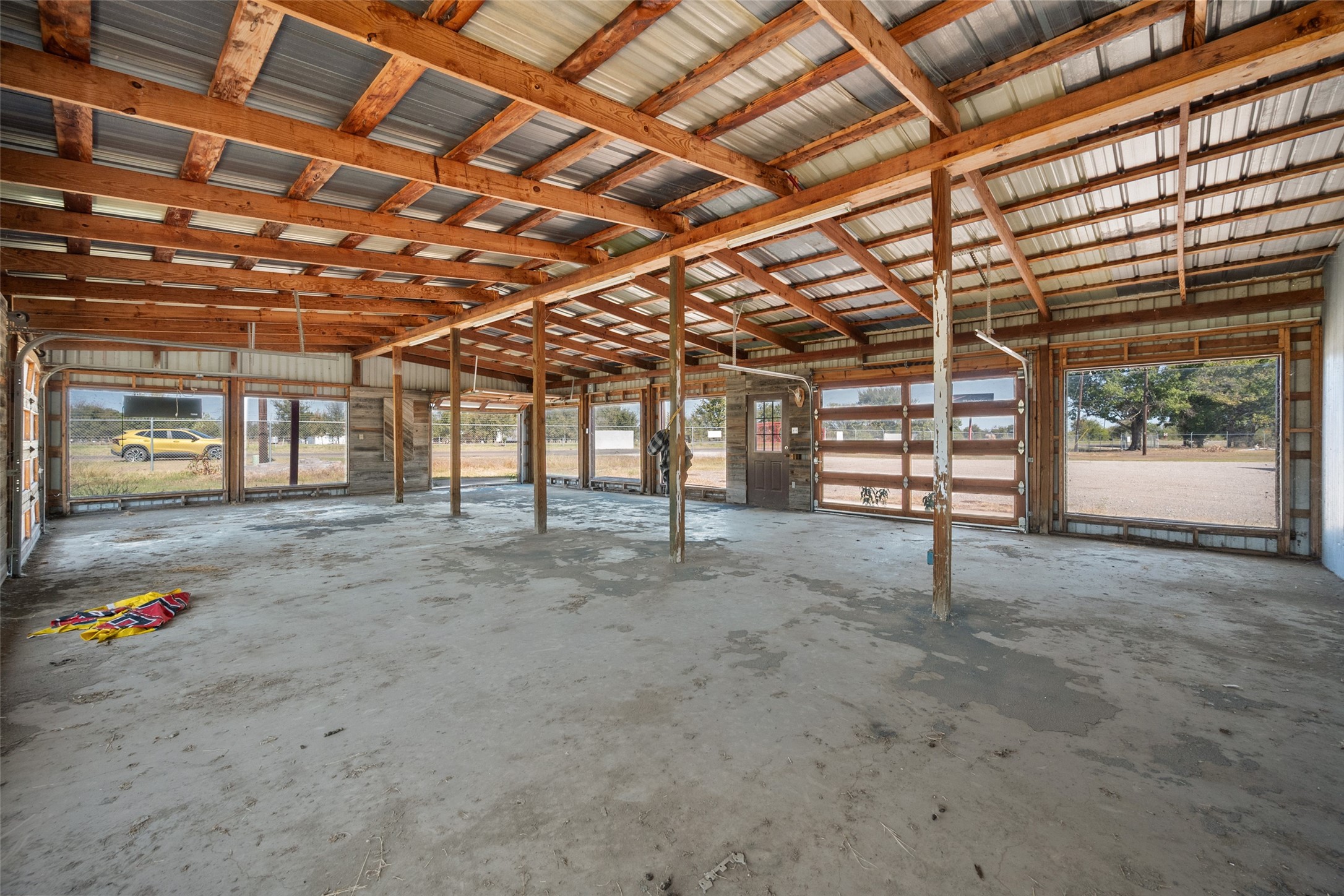 11104 E State Highway 31