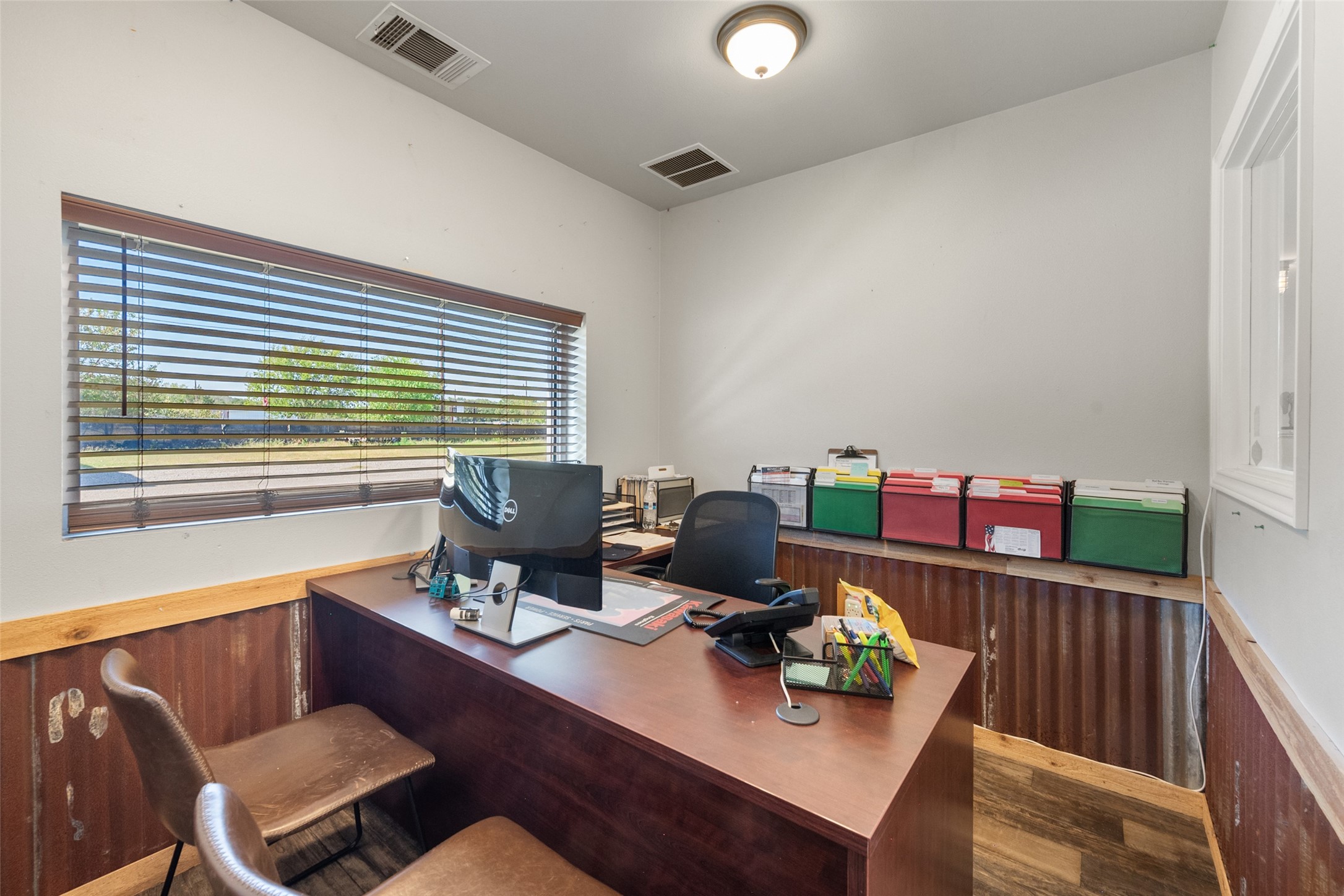 11104 E State Highway 31