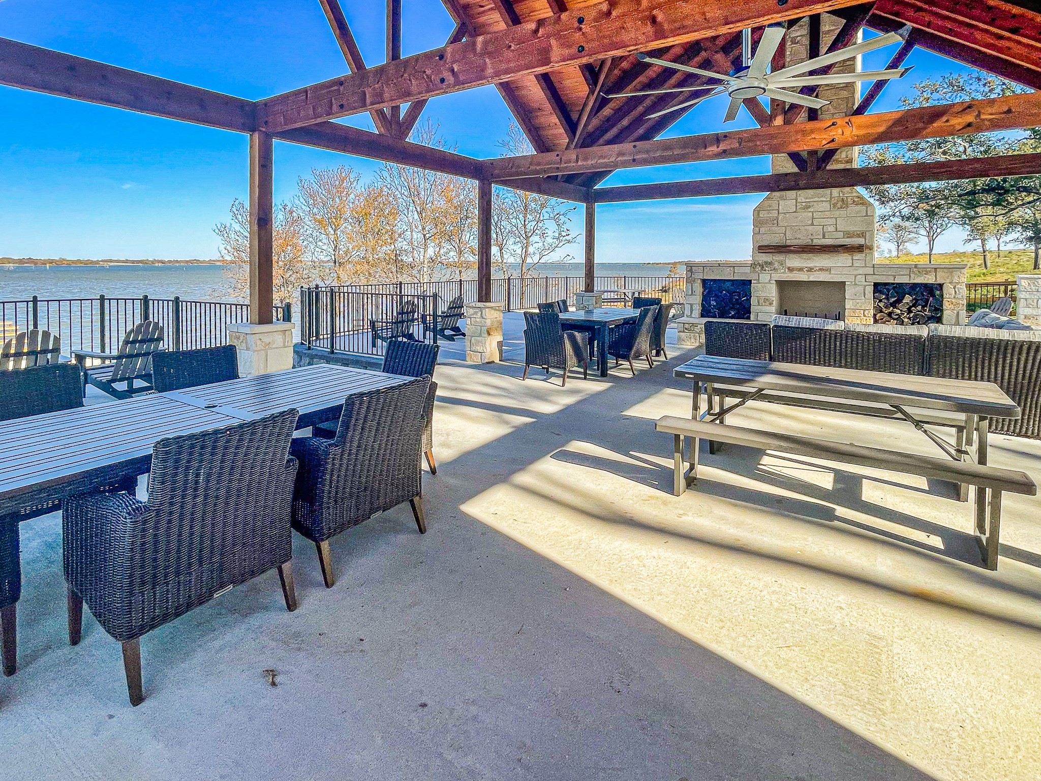 577 Old Peninsula Trail