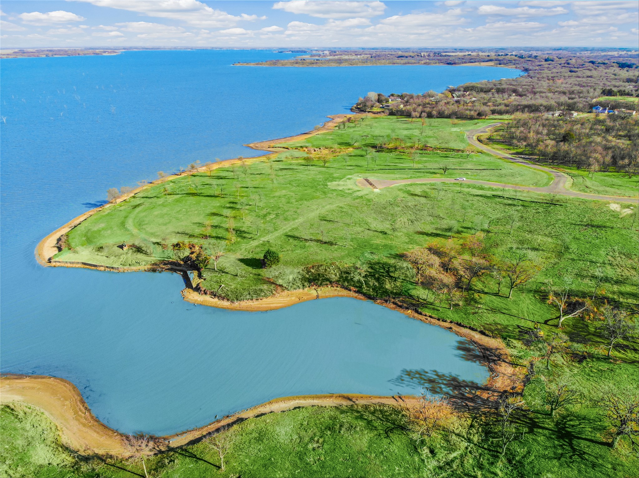 577 Old Peninsula Trail