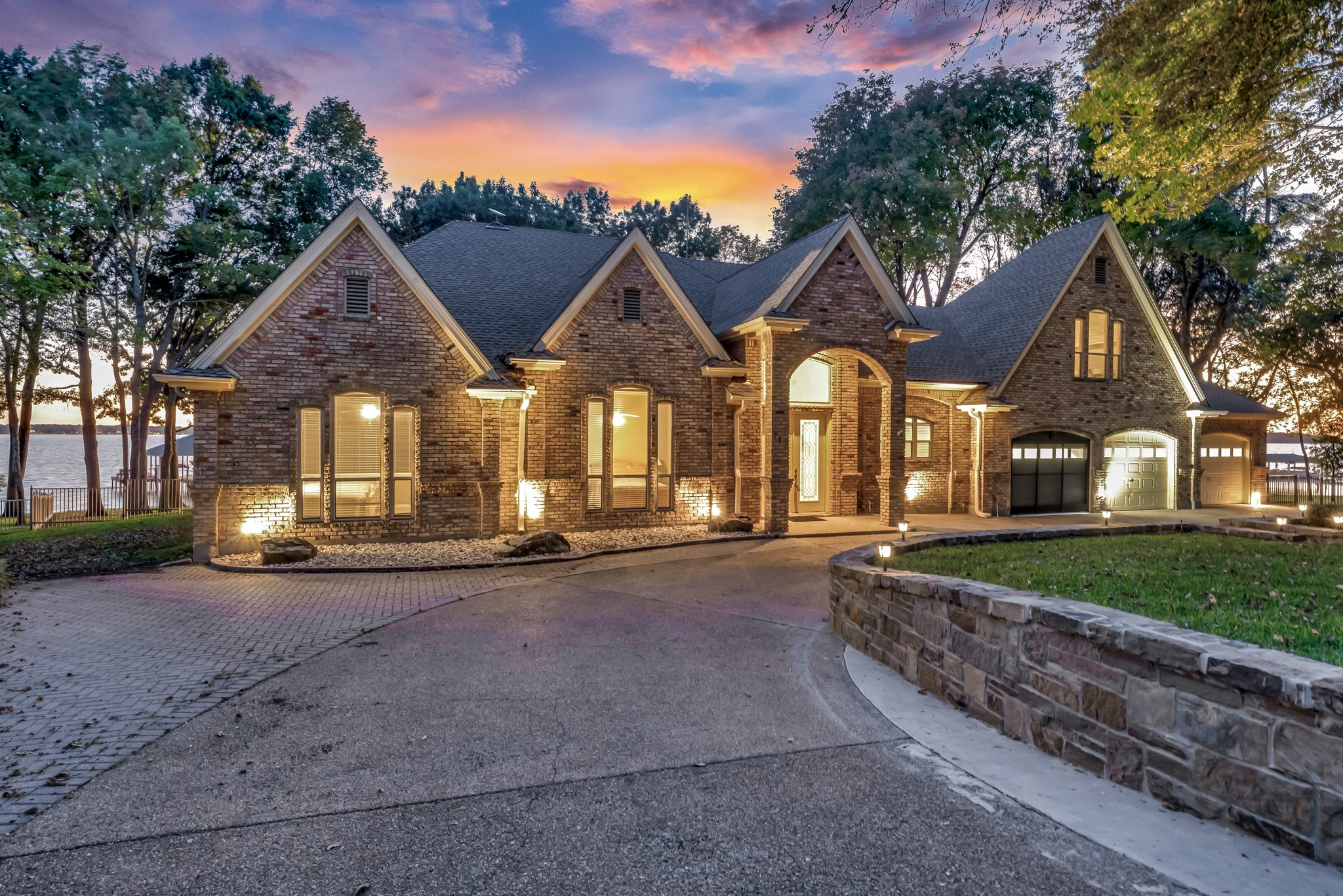 743 Grandview Drive
