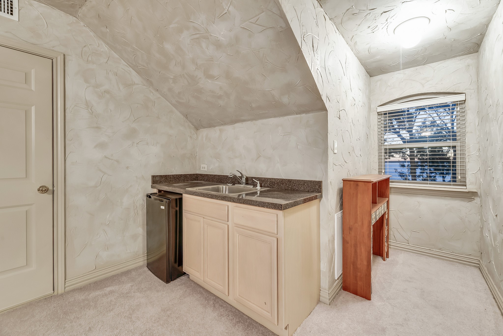 743 Grandview Drive