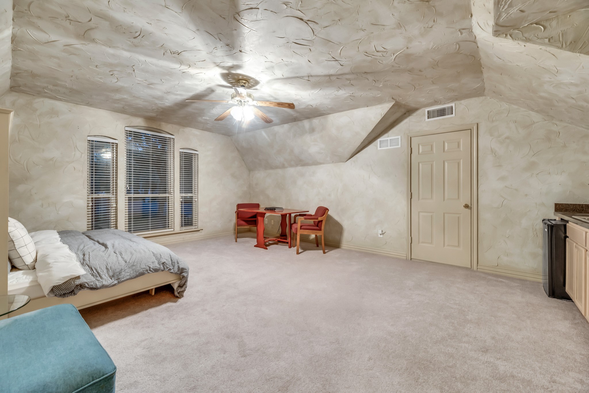 743 Grandview Drive