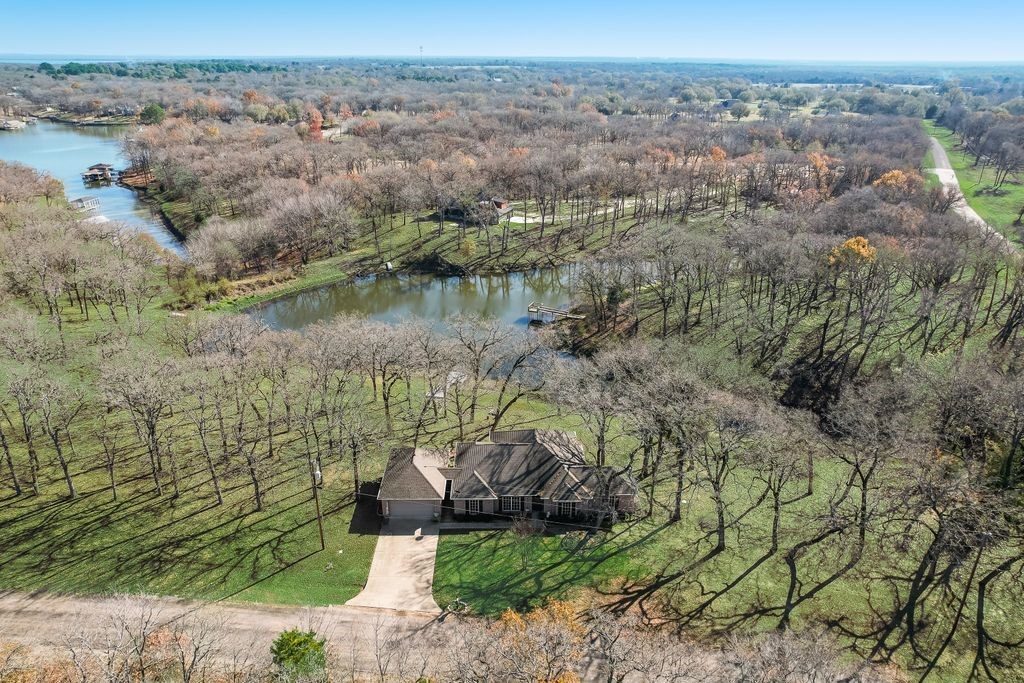 140 Pelican Point