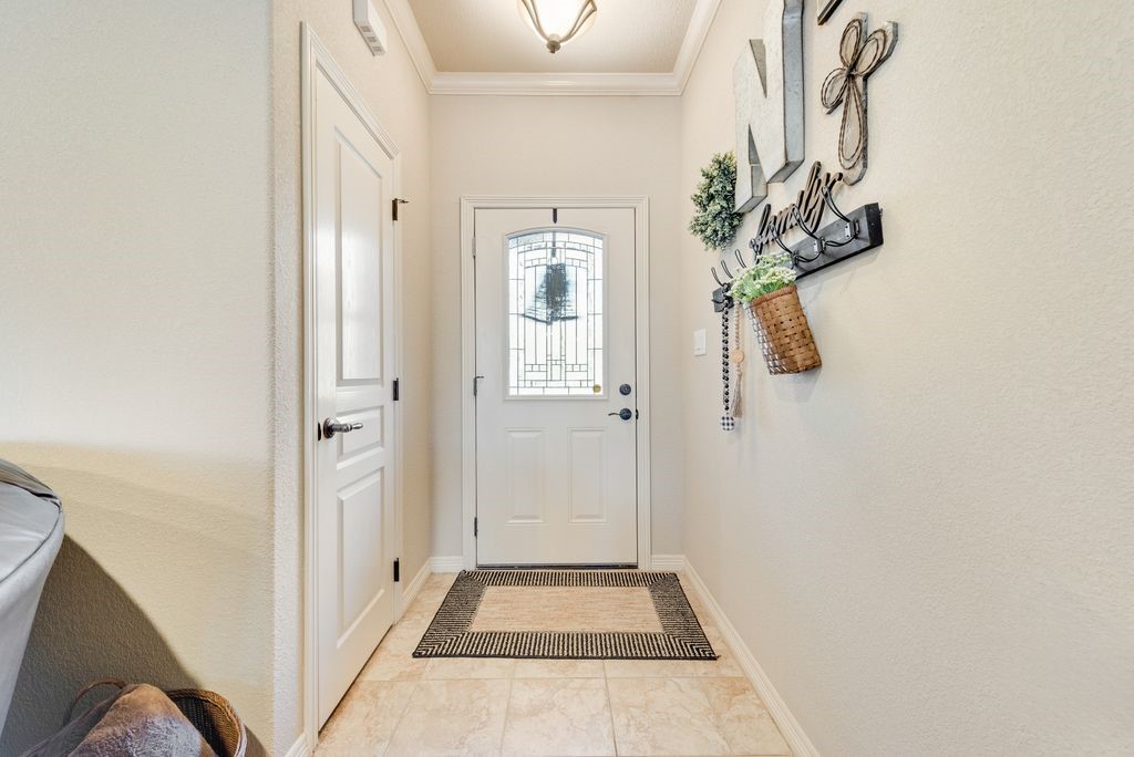 140 Pelican Point
