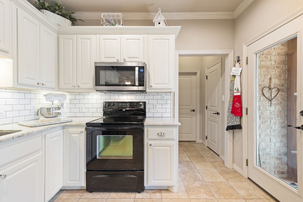 140 Pelican Point