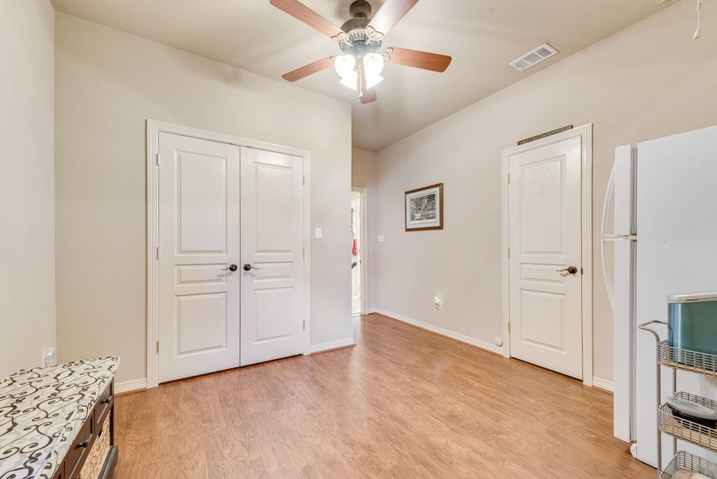 140 Pelican Point