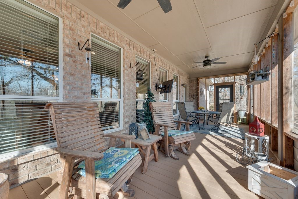140 Pelican Point