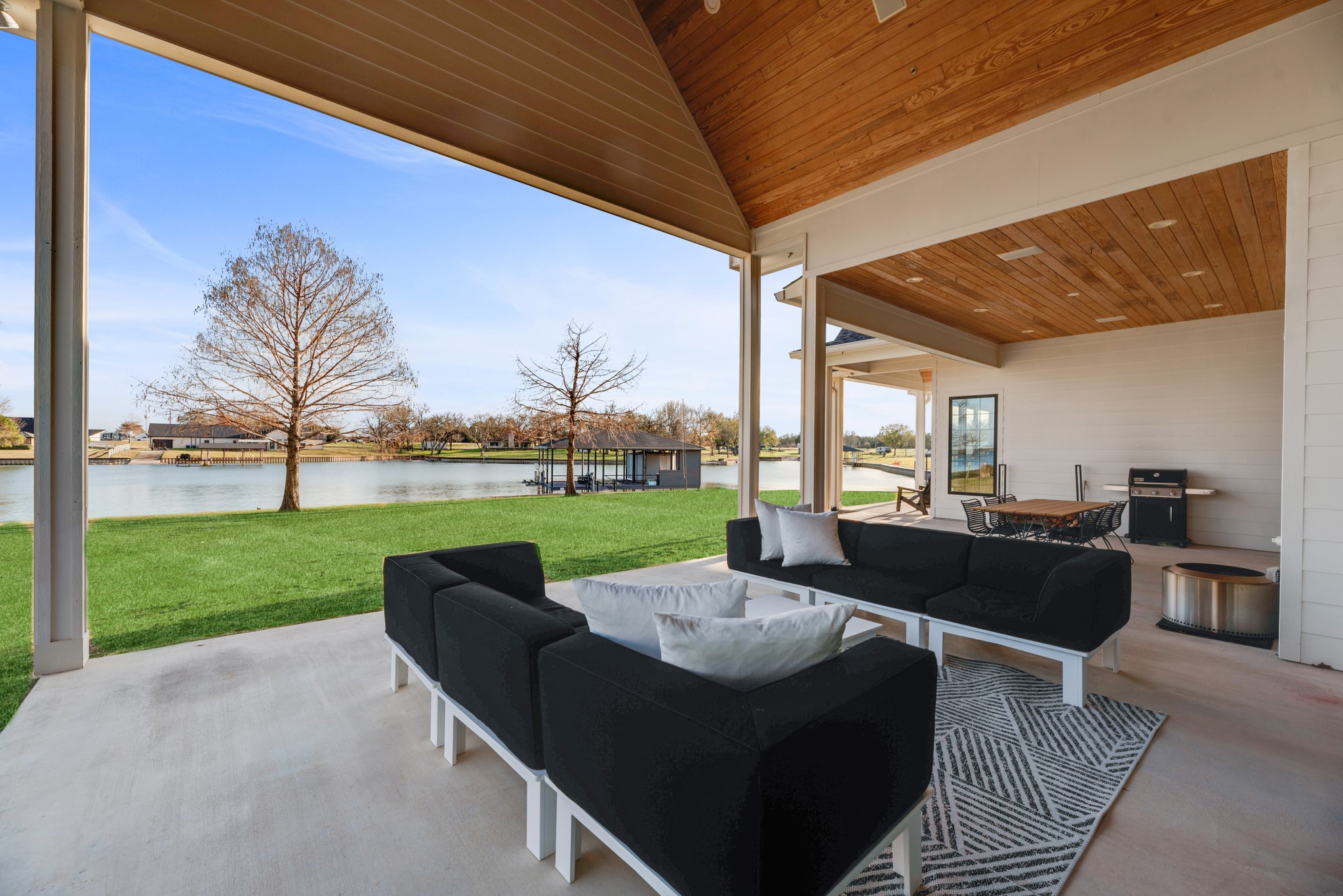 118 Bayview Circle