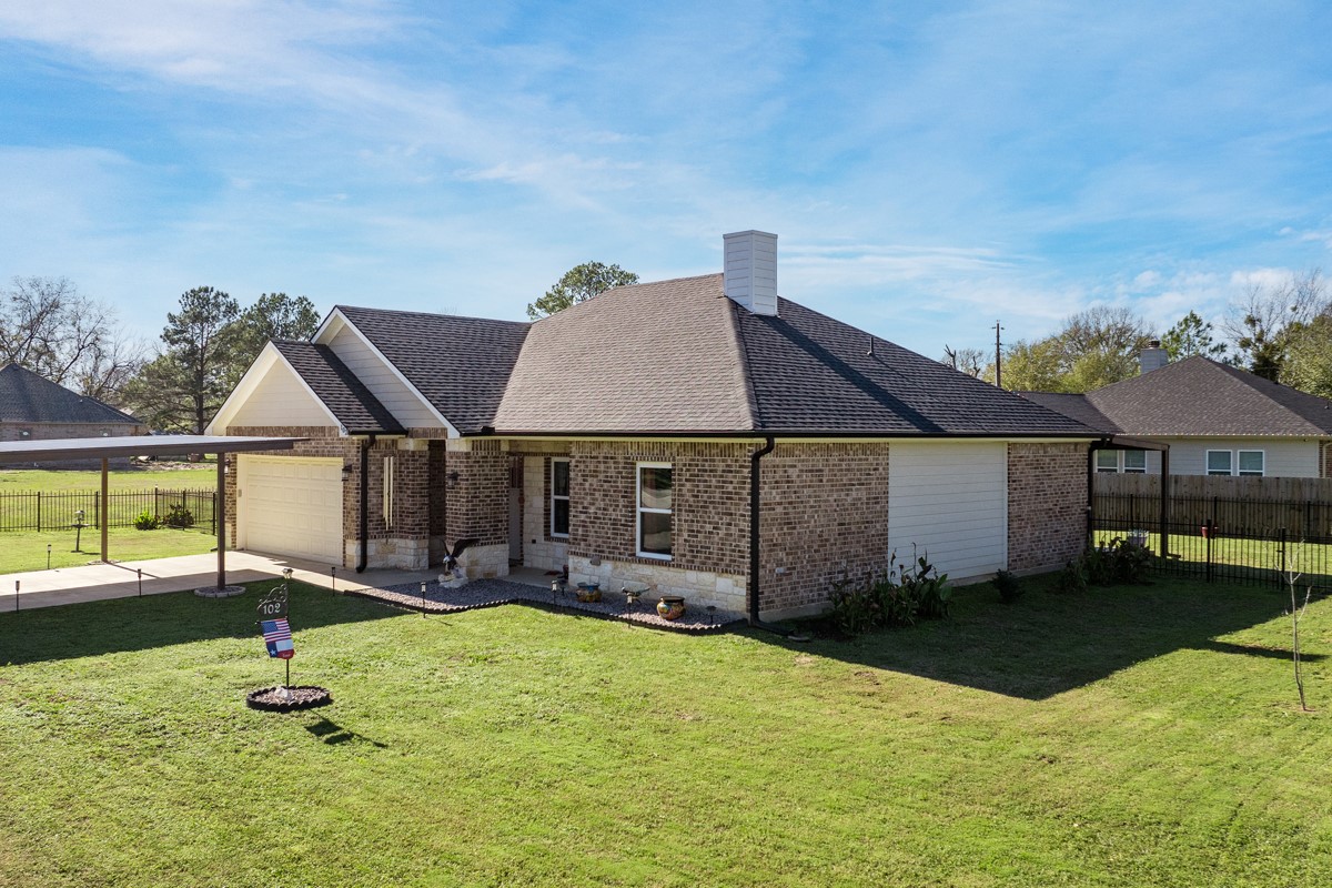 102 Deep Cove Drive