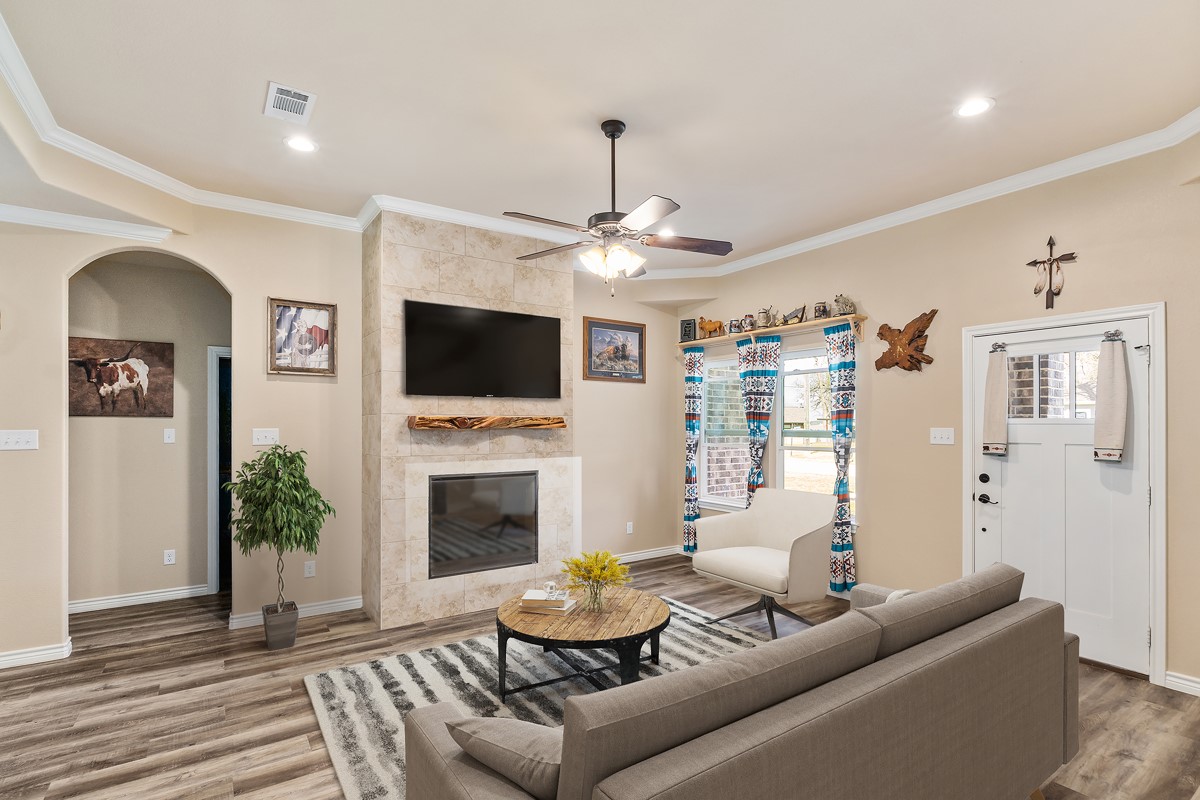 102 Deep Cove Drive