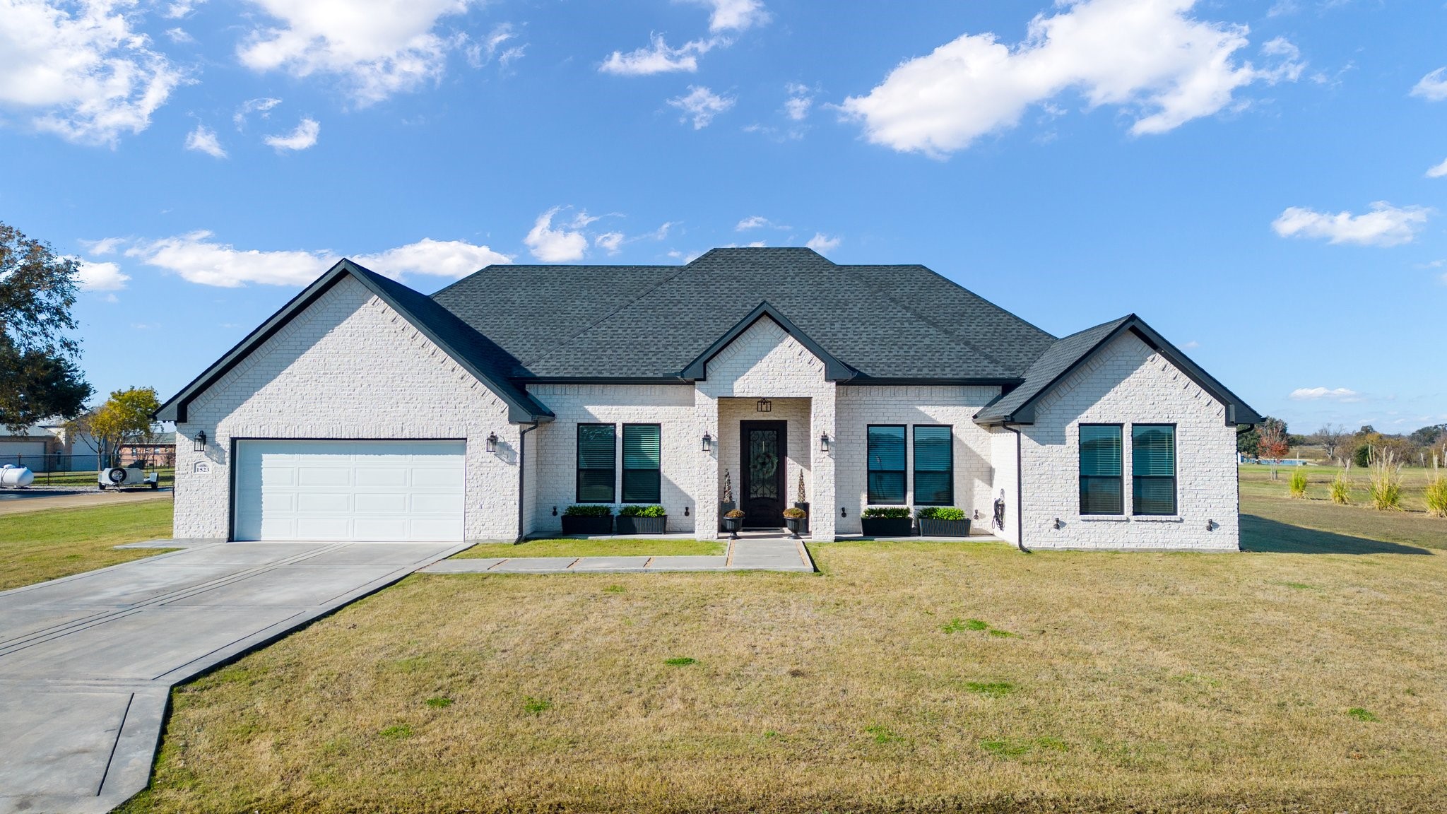 1523 Carter Drive