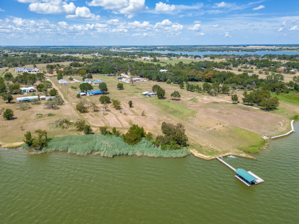 1909 SE County Road 2160