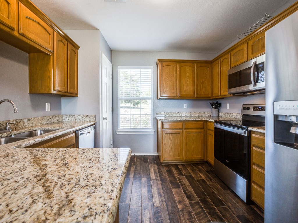1909 SE County Road 2160