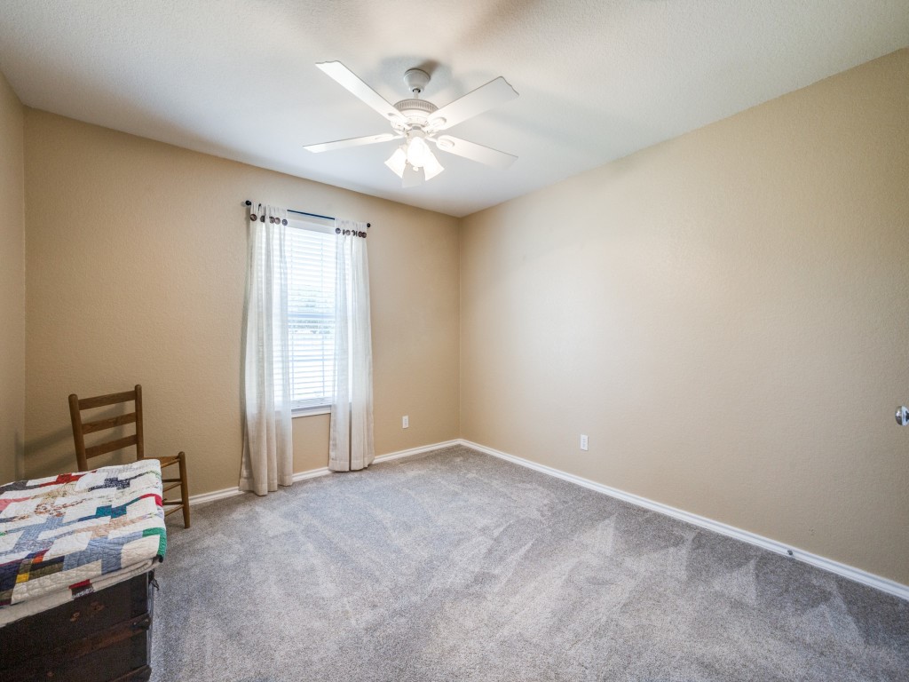 1909 SE County Road 2160