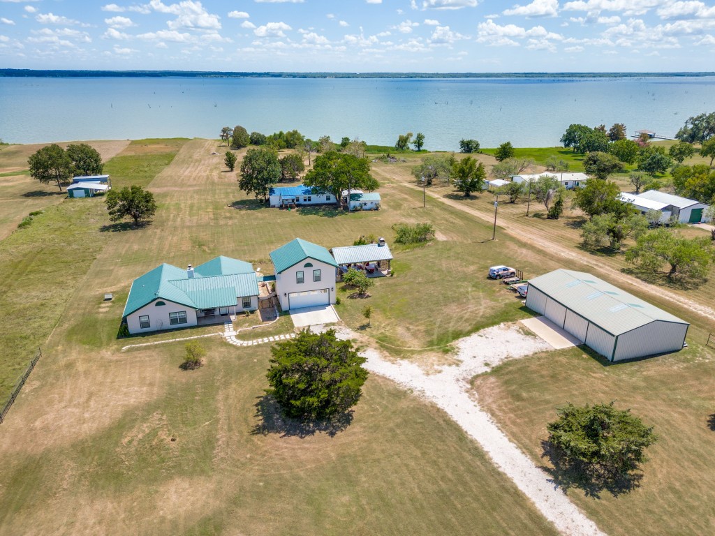 1909 SE County Road 2160
