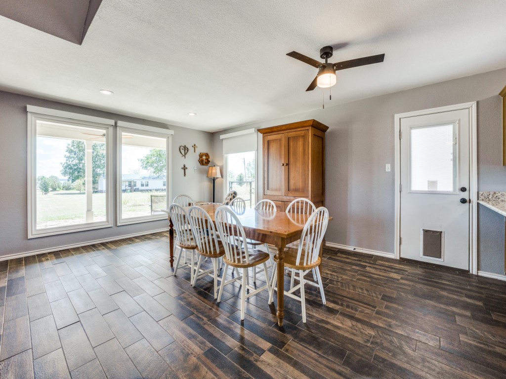 1909 SE County Road 2160