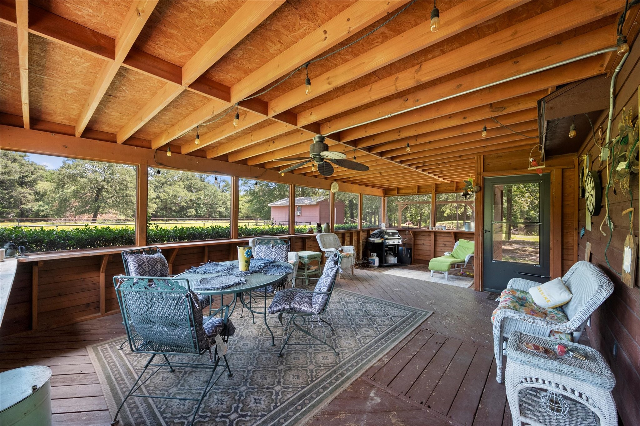 9012 SE County Road 2175