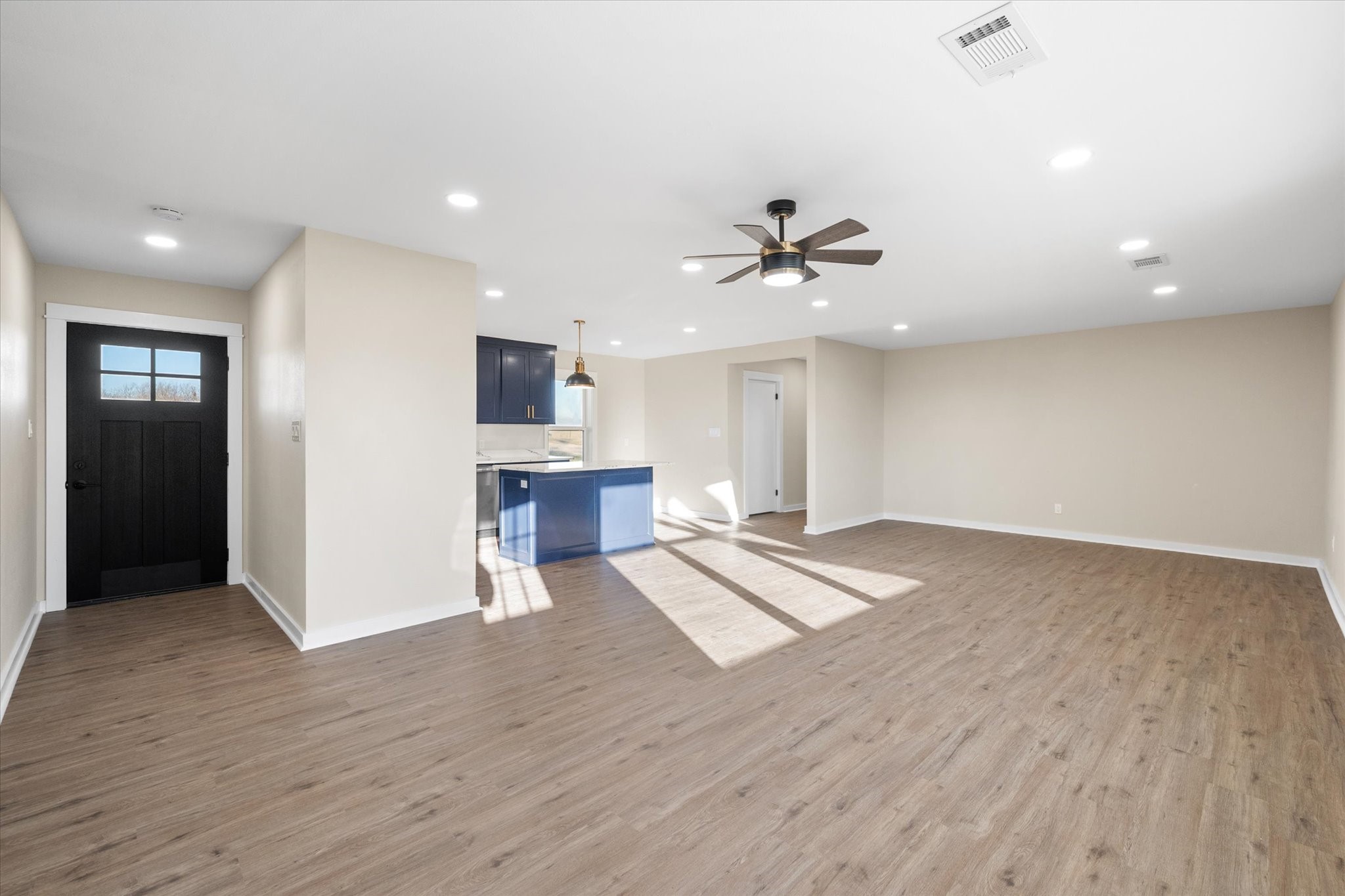 917 N Spikes Road