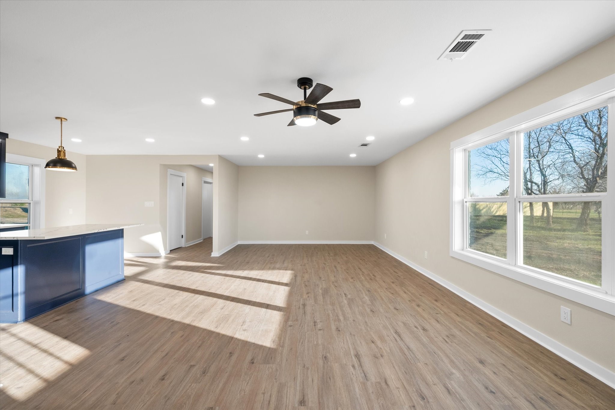 917 N Spikes Road