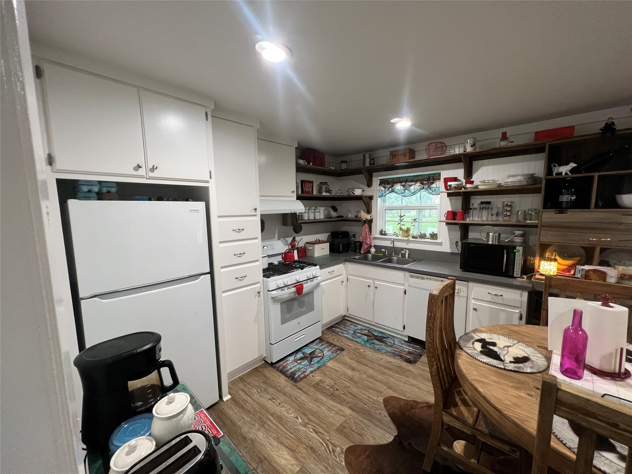 4745 W State Highway 31