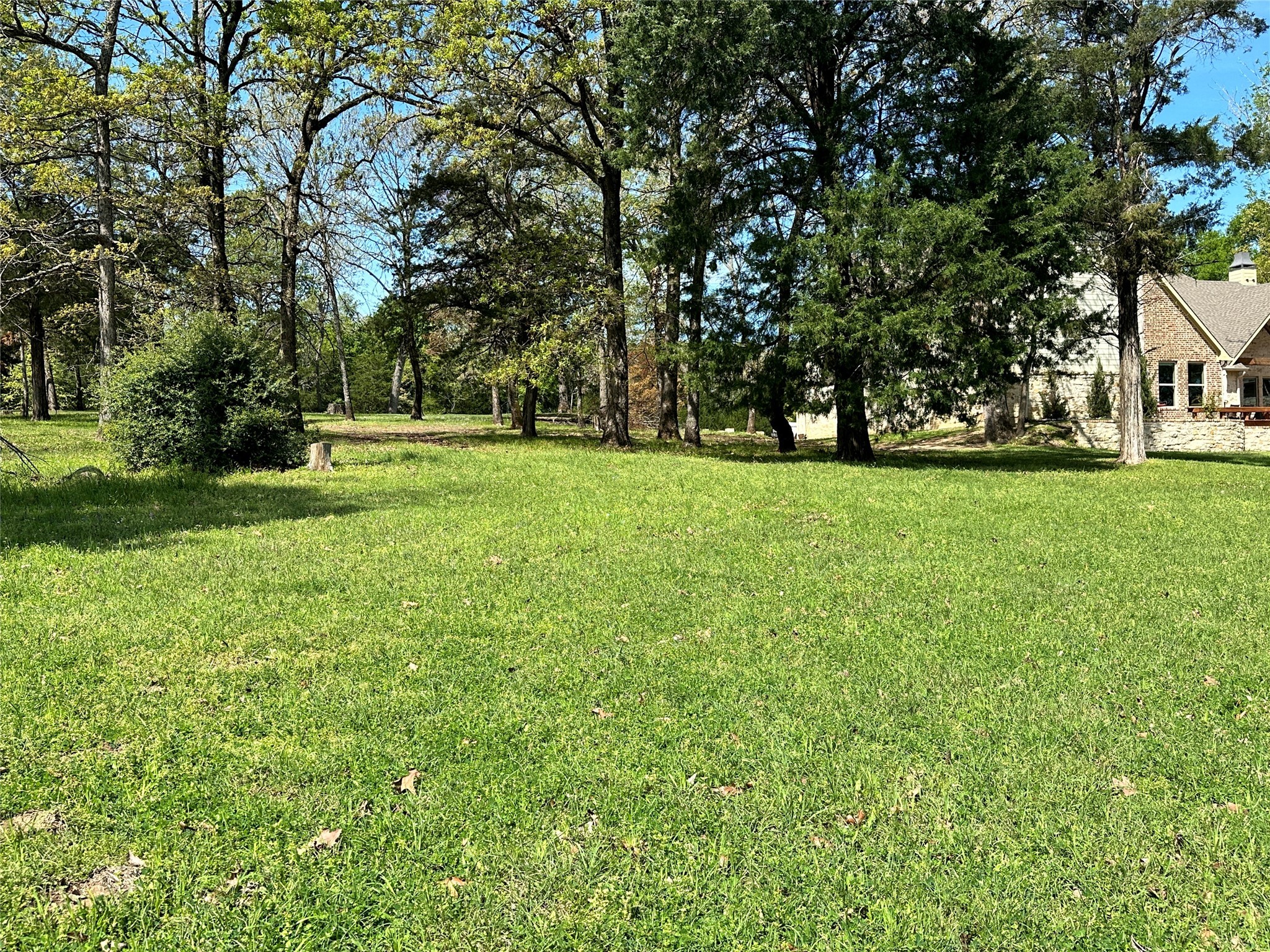 Lot 6 Lincoln Drive