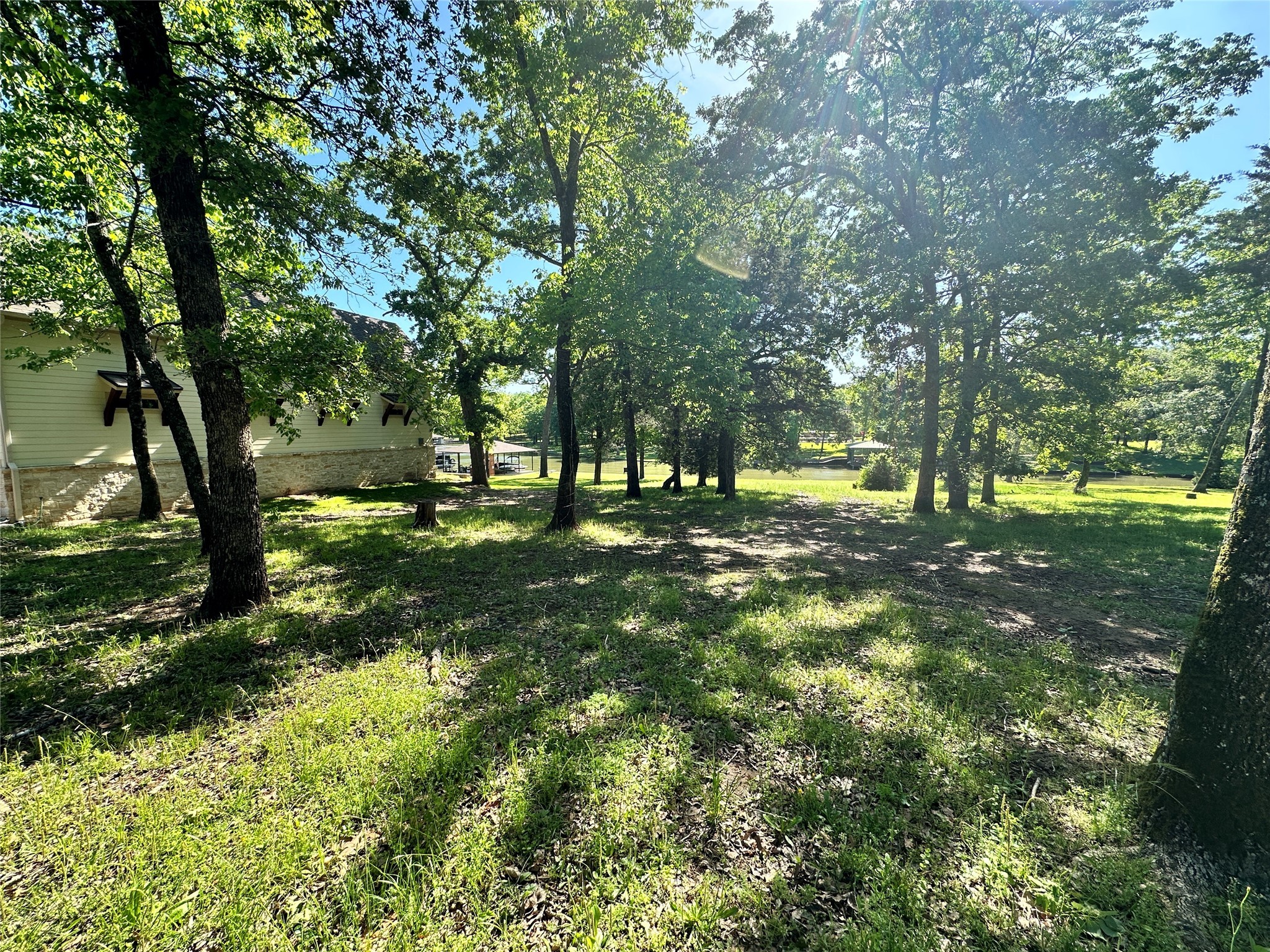 Lot 6 Lincoln Drive