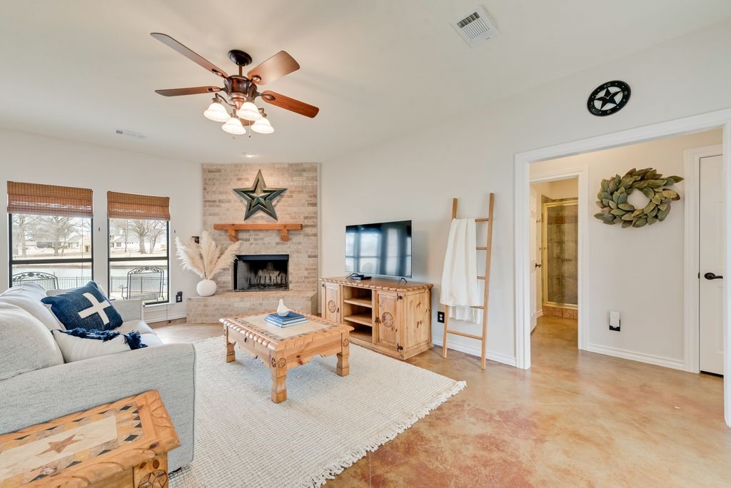 14423 Azure Lane