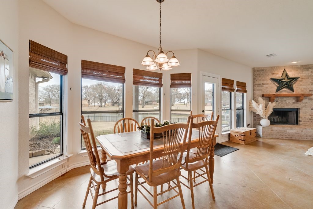 14423 Azure Lane