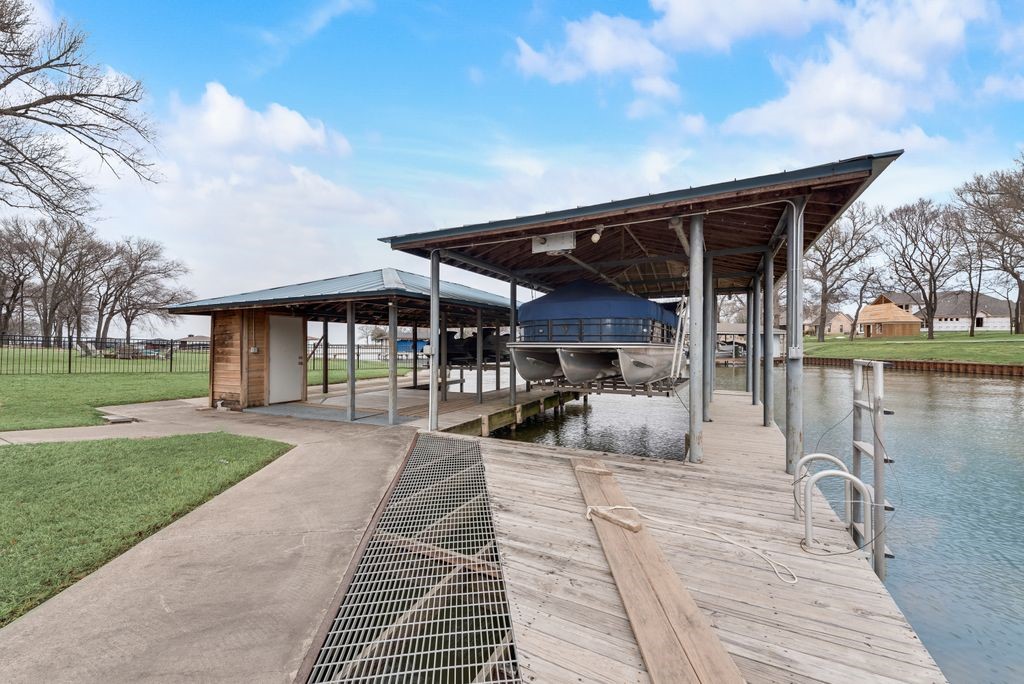 14423 Azure Lane