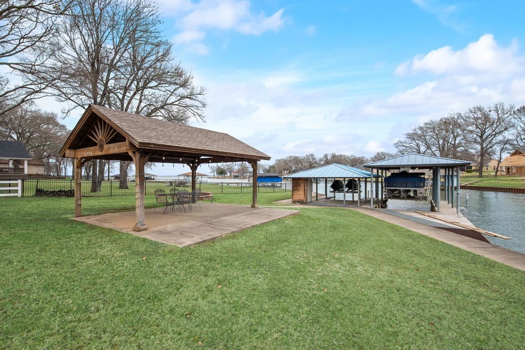 14423 Azure Lane