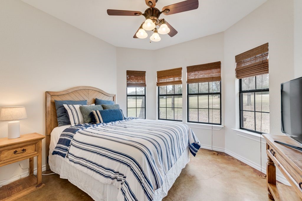 14423 Azure Lane