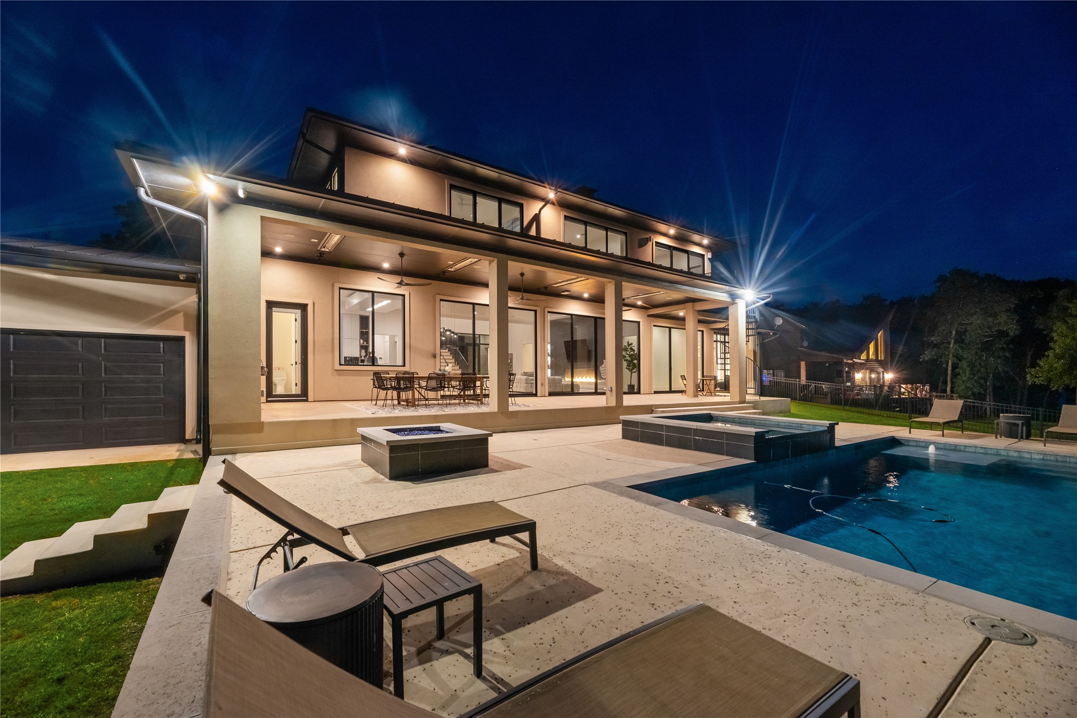 1124 Paradise Cove