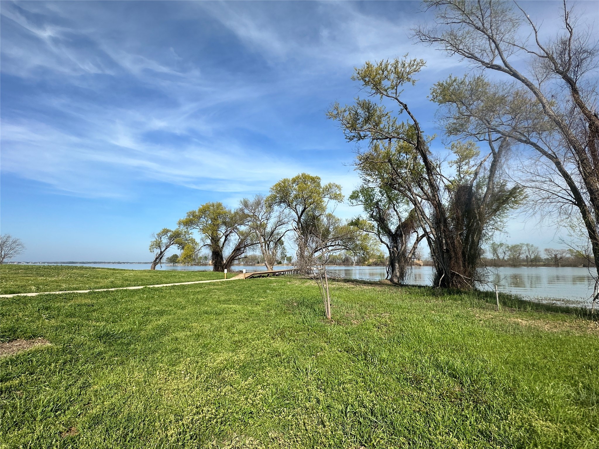 5096 Waterfront Road