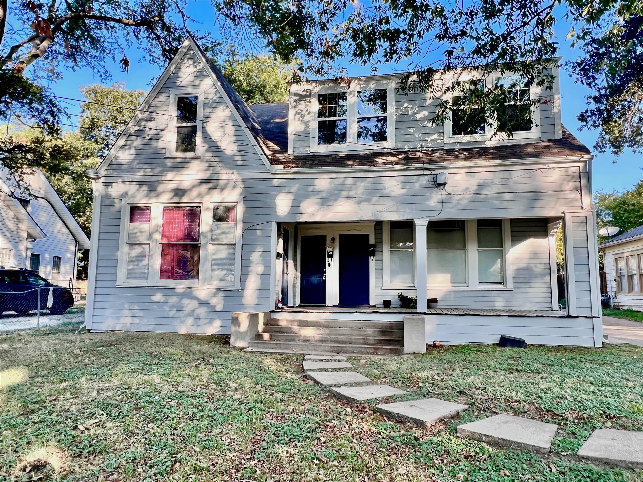 1530 W 4th Avenue A