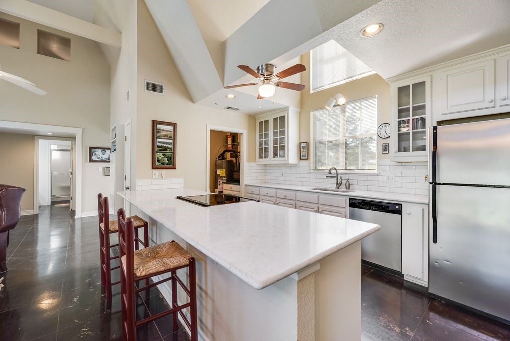 124 SE County Road 3147