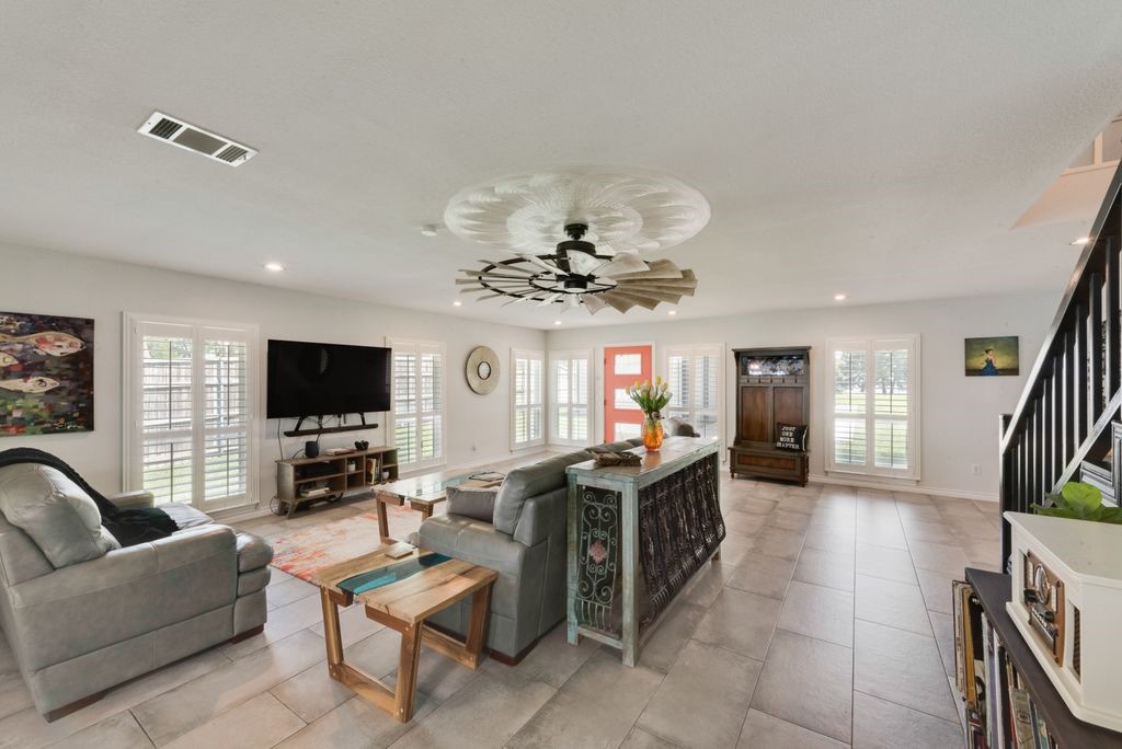 924 County Road 3129a