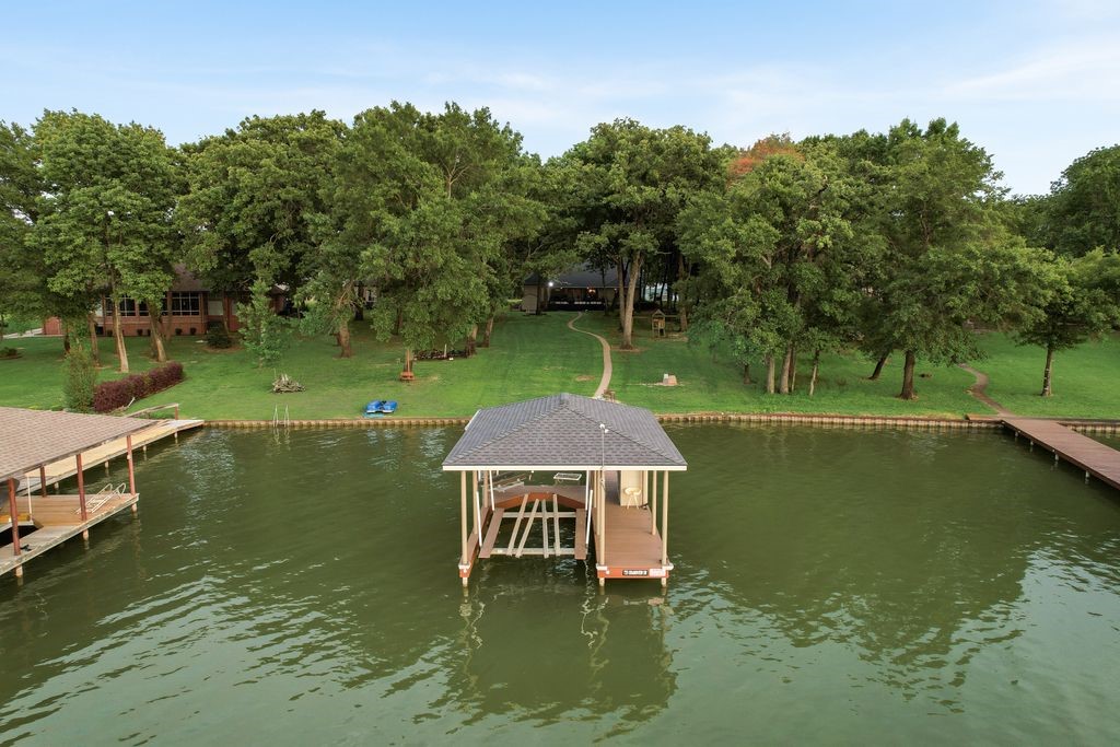 725 Grandview Drive