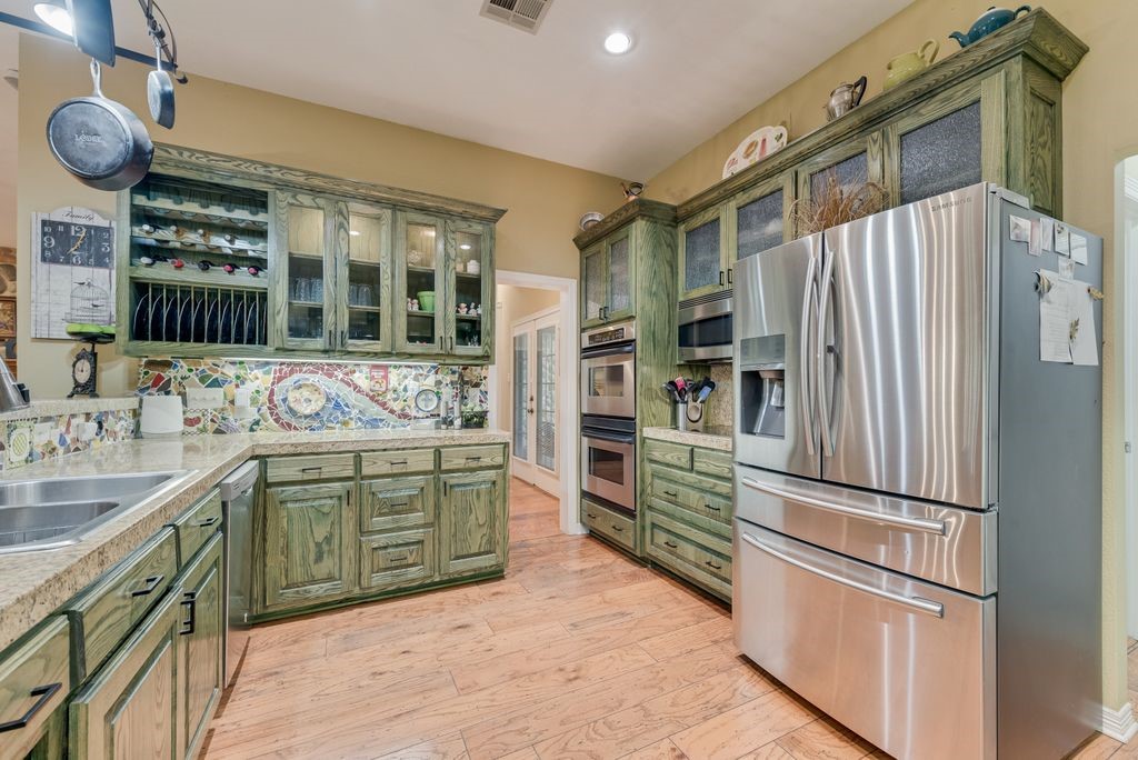 725 Grandview Drive