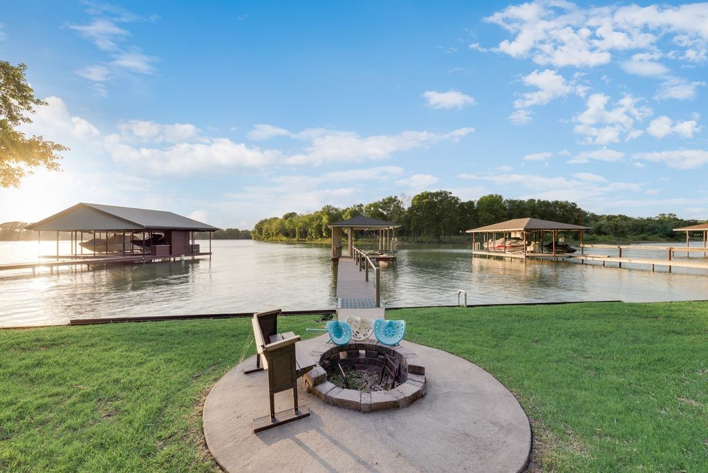 725 Grandview Drive