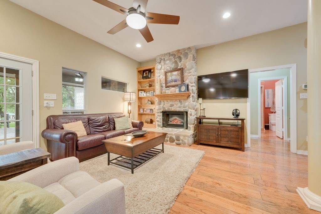 725 Grandview Drive