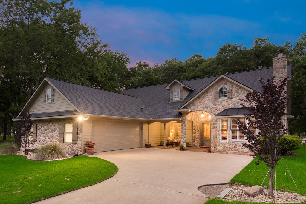 725 Grandview Drive