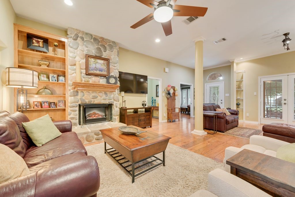 725 Grandview Drive
