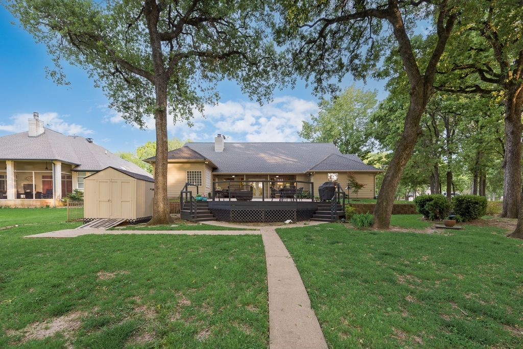 725 Grandview Drive