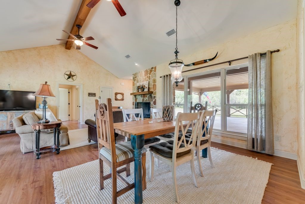 525 County Road 2218