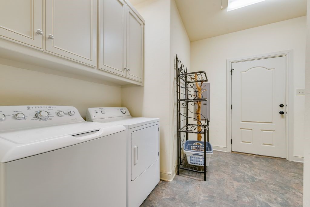525 County Road 2218
