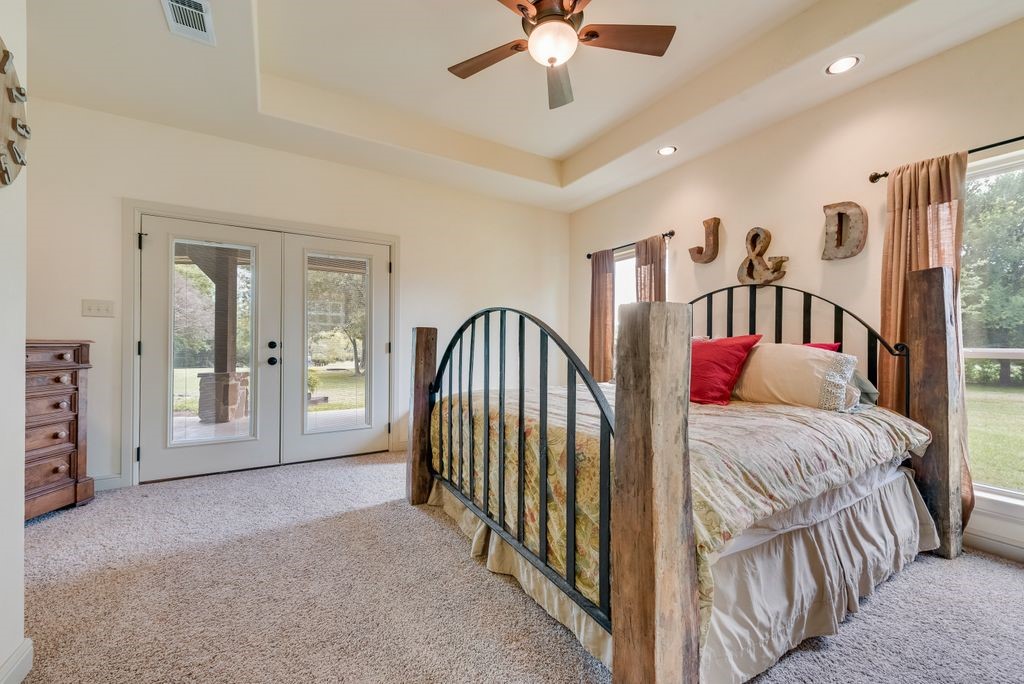 525 County Road 2218