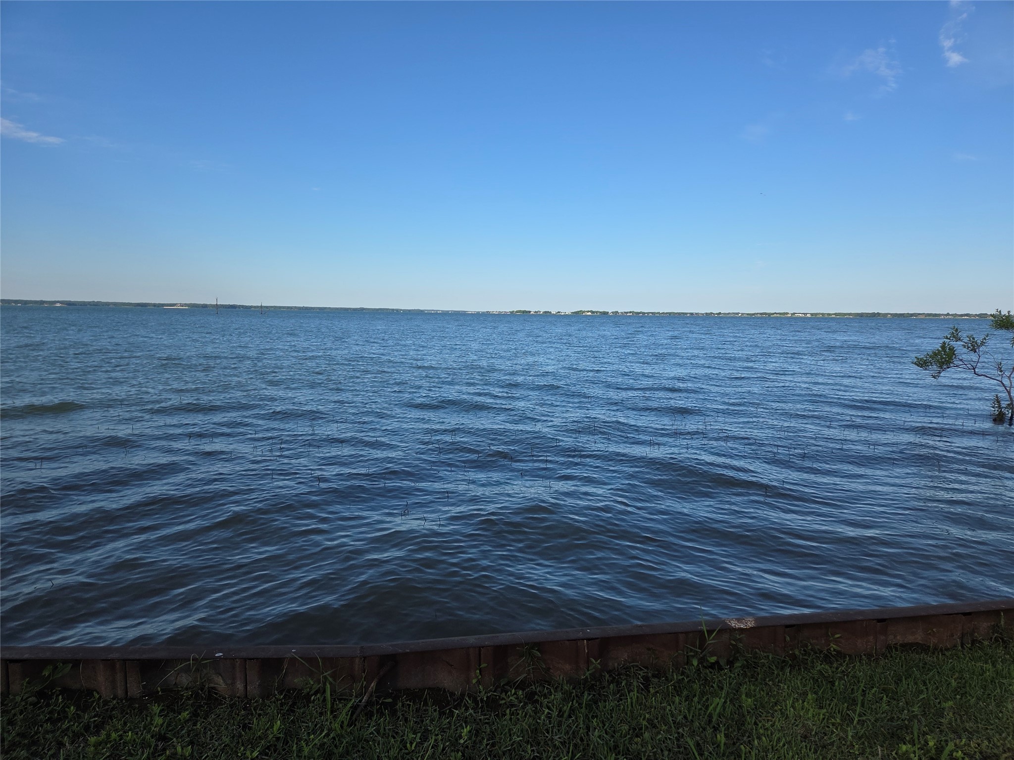 5186 Waterfront Road