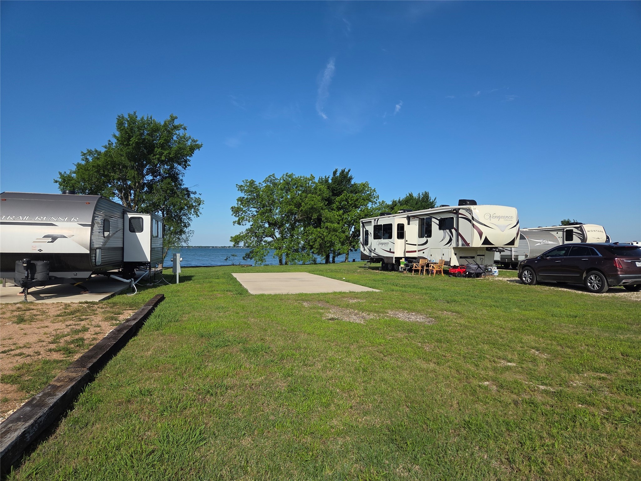 5186 Waterfront Road