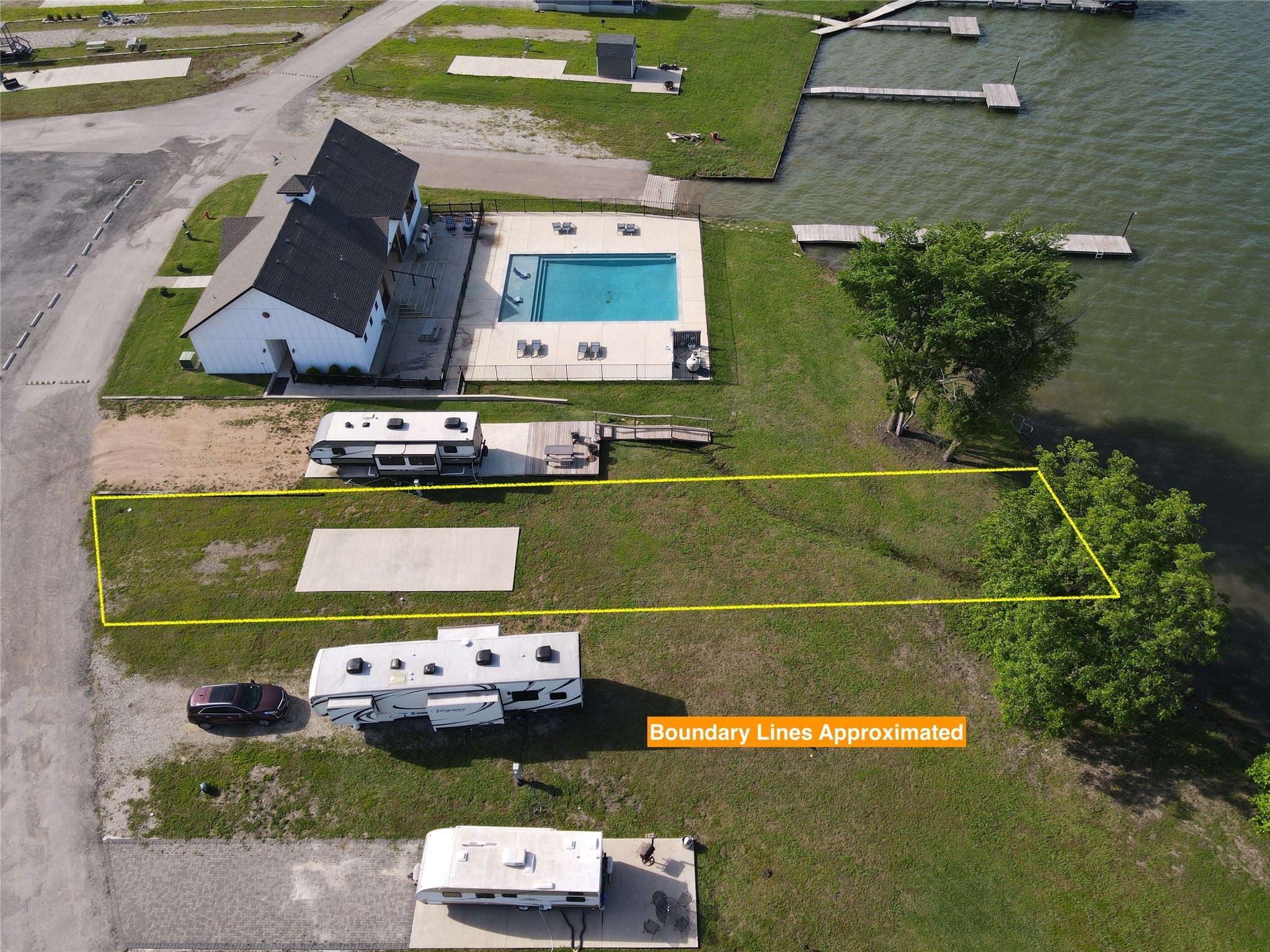 5186 Waterfront Road